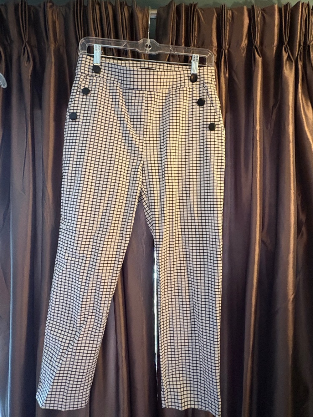 Women’s straight leg pants
